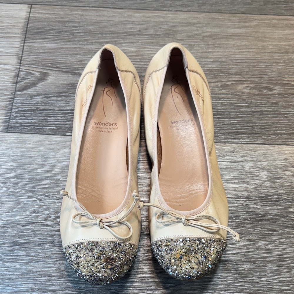 Wonders Women's Cream Ballet Flats size 42 (j174)
